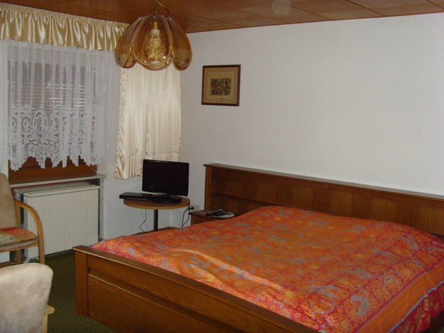 double room with sofa